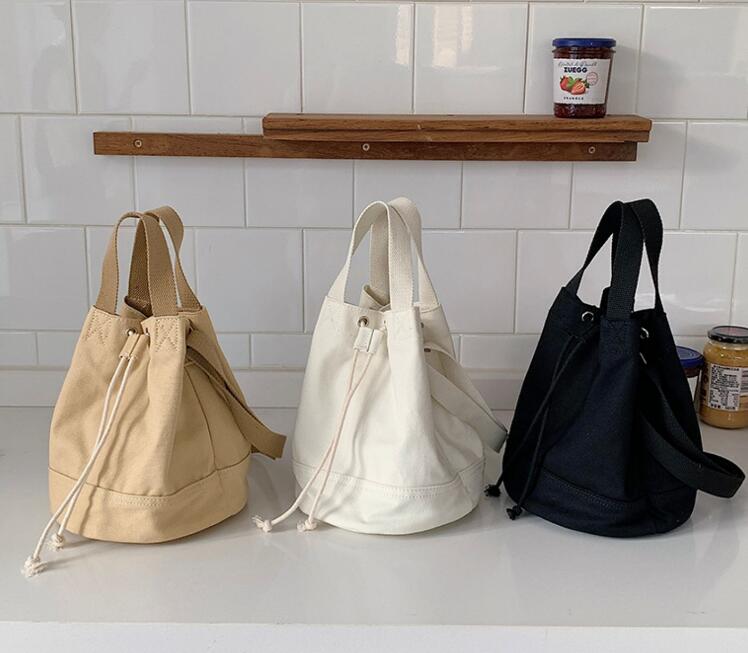 レディースバッグ ショルダーバッグ 3色 ブラック 米白色 イエロー 軽量 おしゃれ 旅行 通勤用 プレゼントに最適