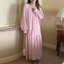 【GW限定15%OFFクーポン有】ドレス 夏季 フレンチスタイル スウィート デザイン 丸首 レース空洞感 ゆったり カジュアル 無地 パフスリーブ 女子