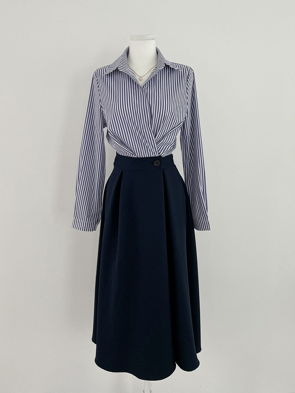 【最大2000円OFFクーポン有】ワンピースストライプ 仕立て 体型カバー シルエット おしゃれ フランス風 軽やか レディース新作