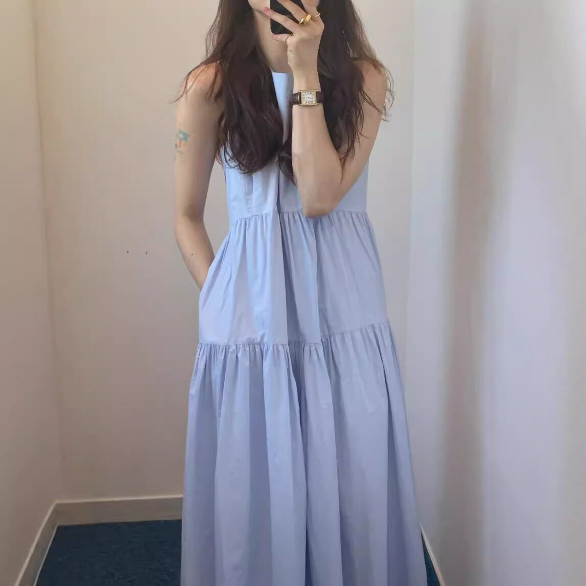 【GW限定15％OFFクーポン有】ワンピース 大人向け シンプル フレンチ スタイル 褶 無地 ゆったり スリーブレス レディース