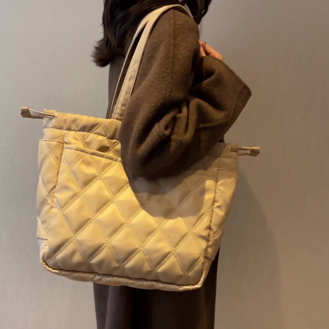 トートバッグ レディース 大容量 キルティングデザイン 通勤 学生向け シンプルデザイン