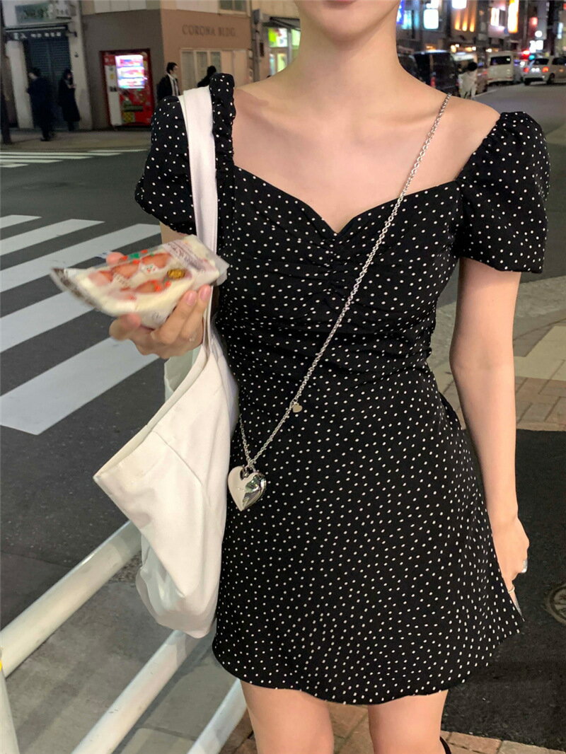 【最大2000円まとめクーポン利用可】ワンピース ドット柄 オフショルダー 夏 レトロ スリーブ 女性用 可愛い おしゃれ