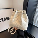 リュックサック 女 デザイン 少数派 ダブルショルダー トートバッグ 小型 チェーン カジュアル バケットバッグ おしゃれ 通勤 旅行 ファッション かわいいい