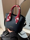 小型 トートバッグ 赤色 スクエア ショルダーバッグ レディース 結婚式 用 カジュアル おしゃれ バッグ 流行 新作