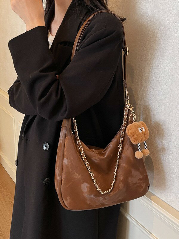 トートバッグ レディース インスタ風 カジュアル ファッション シンプル 大容量 ショルダーバッグ おしゃれ コーデ 普段使い 軽量