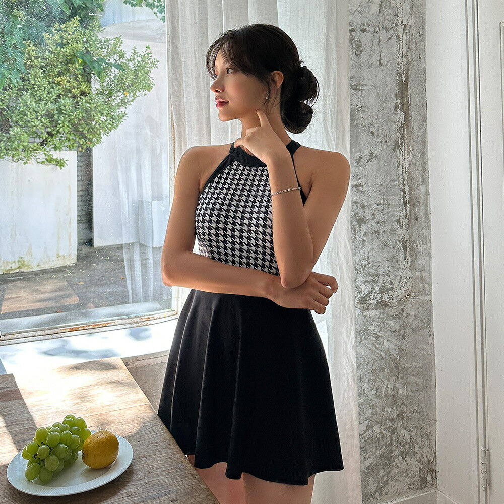 【最大2000円まとめクーポン利用可】水着 スカート型 レディース 千鳥格子 ブラック クロスストラップ 保守的 フェミニン 風 海水浴 プール用 ファッション 夏季 新作