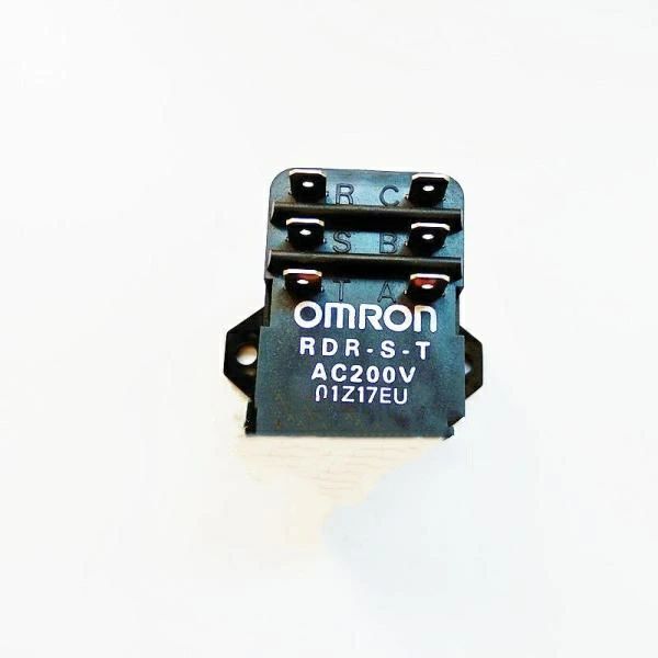 【新品◆適格請求書◆送料無料】OMRON オムロン RDR-S-T AC200V 用リレー【6ヶ月保証】