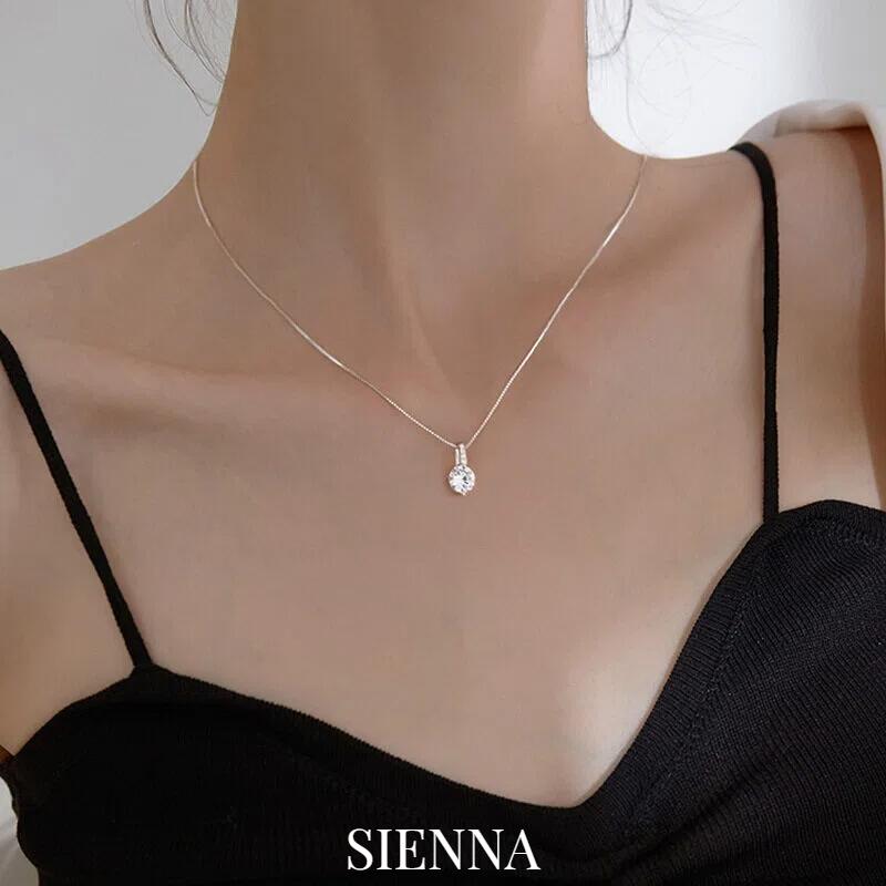 乐天商城 - ネックレス レディース ドロップ ペンダント ジルコニア シンプル 上品 高見え 大人可愛い フェミニン きれいめ 清楚系 華奢 おしゃれ 韓国風 トレンド デコルテ 小顔効果 軽量 通勤 通学 デート 女子会 ギフト プレゼント 人気 アクセサリー