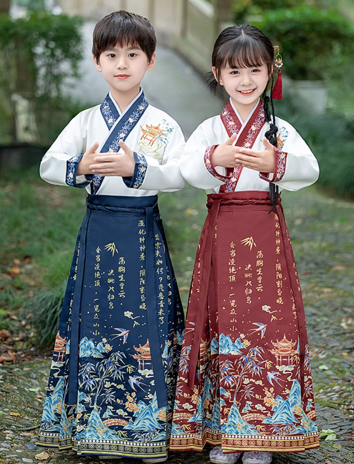 Smart＋ 商品詳細 子供漢服　中華コスプレ衣装 内容 上下セット 男女兼用です、女の子用は髪飾り（リボンor簪）をおまけ！ サイズ（cm） 110：身長100-110cm　体重14-18kg 120：身長110-120cm　体重17-21kg 130：身長120-130cm　体重20-26kg 140：身長130-140cm　体重25-32kg 150：身長140-150cm　体重30-36kg 160：身長150-160cm　体重35-45kg 170：身長155-165cm　体重45-55kg 180：身長165-175cm　体重55-70kg バストとウエストは調整できます。 素材 ポリエステル 注意事項 ※注文の時、色とサイズ、送付先等に間違いあるか、ご確認ください。 ※撮影の環境とお使いのモニターの設定状況により、実際のカラーの色味と異なる場合ございます。 ※ポケットありの衣装も縫い付られてある場合がございます。工場大量生産の物はミシン1本かけてある事もあります。 ※海外製品は日本製より裁縫や仕立てに甘さ（ほつれあること）がございます、在庫管理条件や運送状況によりシワが出ることもございます。ご理解頂き、お買上げください。 ※複数店舗を運営しております為、万一、商品の品切れの場合、 別途メールにてご報告させていただきます。どうかご容赦ください。 ※注文後24時間以上（休、祝日は除く）弊社からご注文お礼のメールが受信出来ていない場合、ドメインの設定をご確認ください。 ※他に不明点がございましたら、気軽くお問い合わせください。 メーカー希望小売価格はメーカーカタログに基づいて掲載しています商品詳細 子供漢服　中華コスプレ衣装 内容 上下セット 男女兼用です、女の子用は髪飾り（リボンor簪）をおまけ！ サイズ（cm） 110：身長100-110cm　体重14-18kg 120：身長110-120cm　体重17-21kg 130：身長120-130cm　体重20-26kg 140：身長130-140cm　体重25-32kg 150：身長140-150cm　体重30-36kg 160：身長150-160cm　体重35-45kg 170：身長155-165cm　体重45-55kg 180：身長165-175cm　体重55-70kg バストとウエストは調整できます。 素材 ポリエステル 注意事項 ※注文の時、色とサイズ、送付先等に間違いあるか、ご確認ください。 ※撮影の環境とお使いのモニターの設定状況により、実際のカラーの色味と異なる場合ございます。 ※ポケットありの衣装も縫い付られてある場合がございます。工場大量生産の物はミシン1本かけてある事もあります。 ※海外製品は日本製より裁縫や仕立てに甘さ（ほつれあること）がございます、在庫管理条件や運送状況によりシワが出ることもございます。ご理解頂き、お買上げください。 ※複数店舗を運営しております為、万一、商品の品切れの場合、 別途メールにてご報告させていただきます。どうかご容赦ください。 ※注文後24時間以上（休、祝日は除く）弊社からご注文お礼のメールが受信出来ていない場合、ドメインの設定をご確認ください。 ※他に不明点がございましたら、気軽くお問い合わせください。