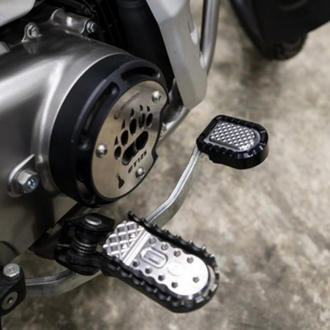 CT125 素晴らしい品質 カスタムパーツ ホンダハンターカブCT125用ブレーキペダルカバーRevolution HONDA Pedals  Brake Cover Rear