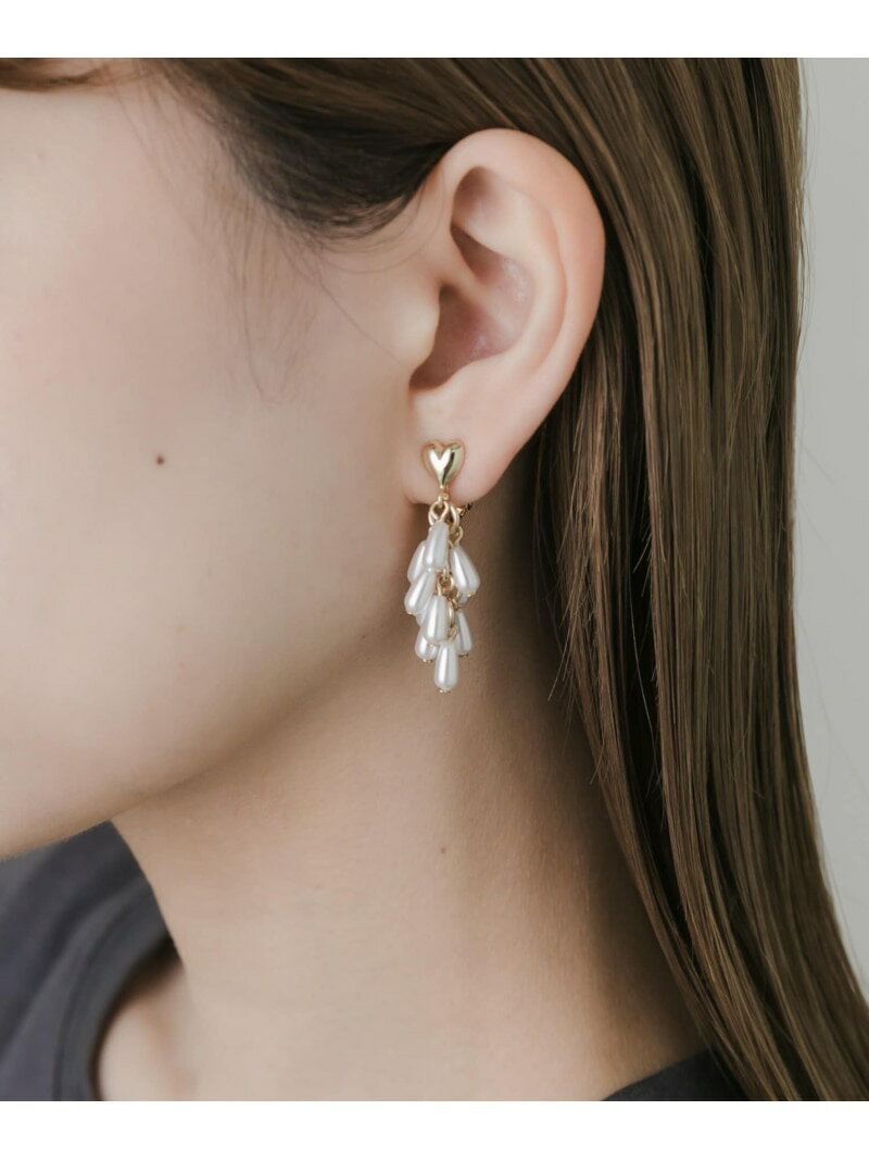 【SALE/50%OFF】メタルハートパールシャワーイヤリング SMELLY スメリー アクセサリー・腕時計 イヤリング・イヤーカフ【RBA_E】[Rakute...