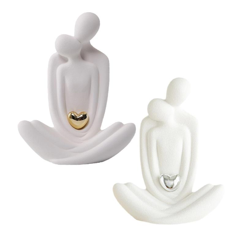 カップルの彫像愛好家の装飾ロマンチックな抱きしめているカップルの置物陶器の陶磁器の彫刻バレンタインデーギフト婚約ベッドルーム