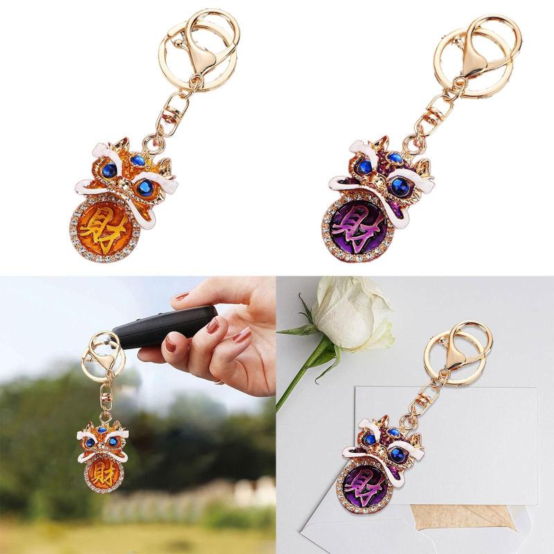 チャームキーチェーン財布チャーム新年ギフトバックパックキーリング中国のライオンキーチェーン