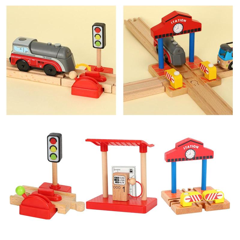 木材駅プラットホームガス駅建物鉄道列車レール車供のおもちゃトーマス