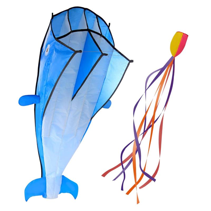 クジラの大きな凧.公園の草原の子供のための大きなノベルティアウトドアアクティビティ