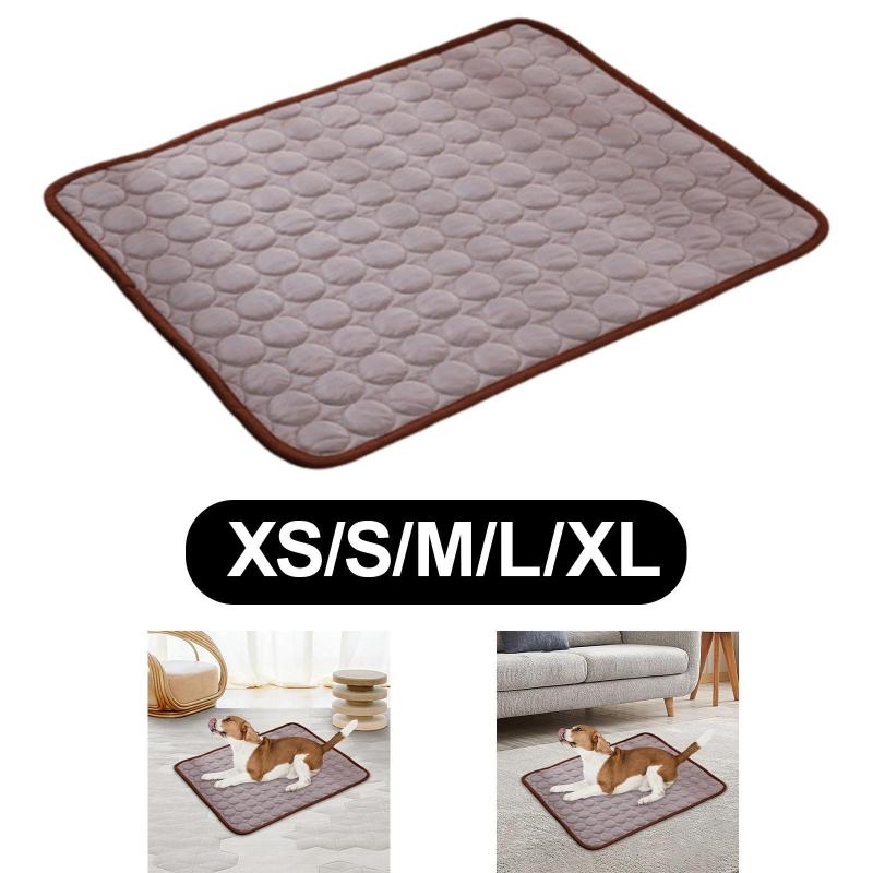 ペット用クールマット 猫/犬用 ソフトで涼しく快適 軽量 アクセサリー お手入れ簡単 通気 夏用クールパ..