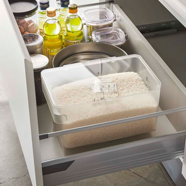 米びつ　おしゃれ / 密閉 シンク下米びつ プレート 5kg 計量カップ付 クリア Plate 03379/【ポイント ..