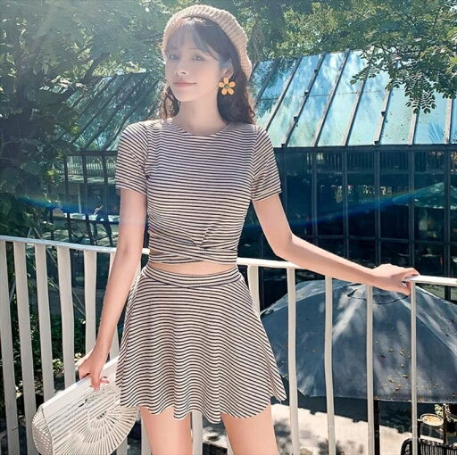 【送料無料】ット セット ハイウエスト バックリボン 半袖 二の腕カバー パッド付き セパレート Tシャツ 体型カバー レディース スイムウェア 【送料無料】ット セット ハイウエスト バックリボン 半袖 二の腕カバー パッド付き セパレート Tシャツ 体型カバー レディース スイムウェア