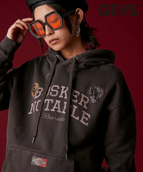 トップス ピグメント染ロゴプリントフーディ＜大きいサイズ有＞GEVS.レディース 大きいサイズ 20代 30代 40代 50代 秋 冬 お出かけ シンプル ベーシック カジュアル 体型カバー スマイルランド smileland