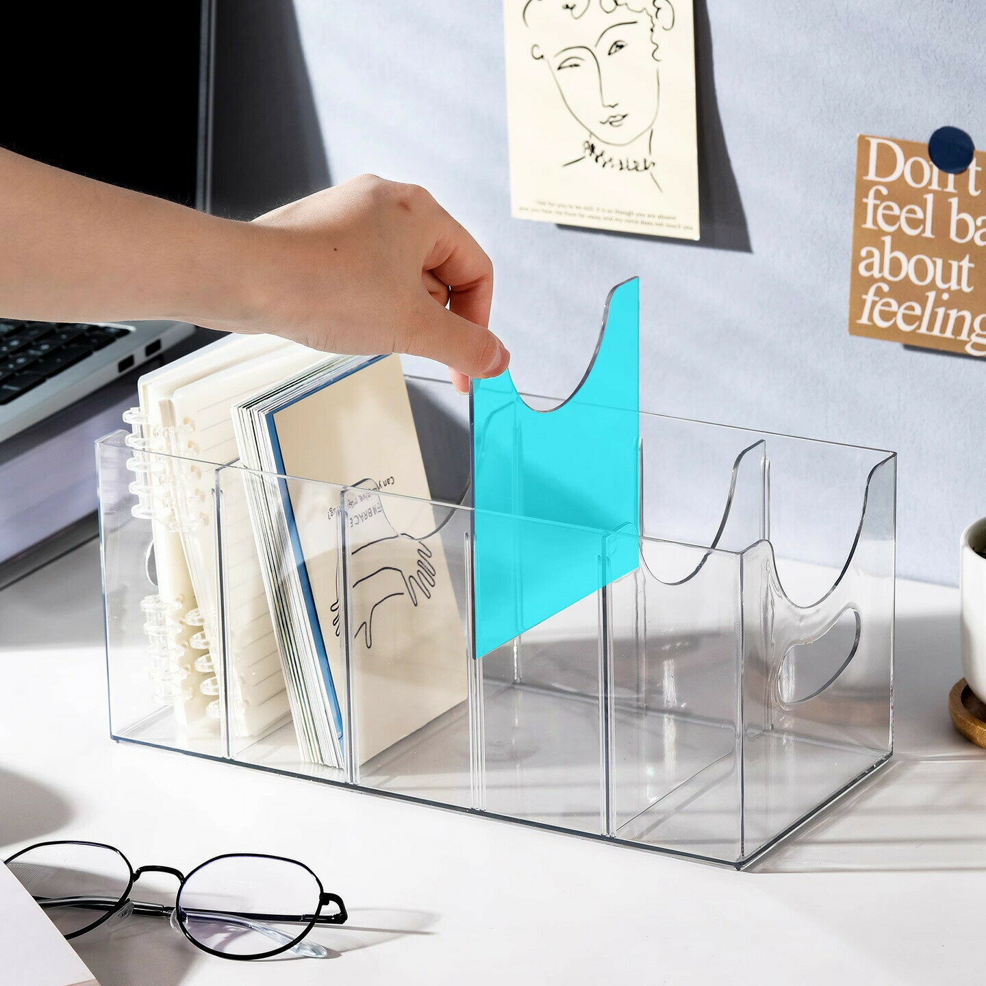 卓上収納 フェイスマスク収納 メイクボックス コスメ化粧品収納 収納ボックス おしゃれ 卓上 収納ケース 透明感 仕切り