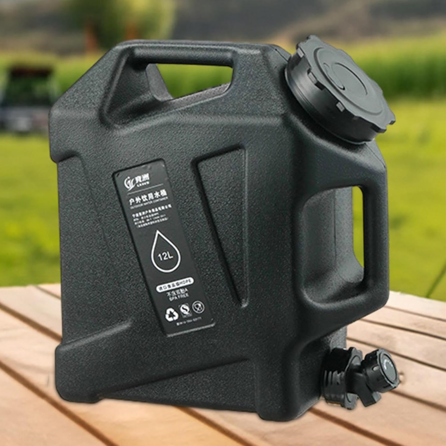 【大容量】ネジ蓋付きの大型水タンクポータブルウォーターボトルは、水を保管したり、水を輸送したりするのに最適で、1日の通常の水のニーズを満たします。【高品質素材】12L貯水ジャグは環境に優しいPP素材で作られており、無臭で丈夫で耐久性があります。【大きな開口部＆開口部】お手入れ簡単】水受けの口は手を入れるのに十分な大きさで、水容器を掃除するのに十分です。定期的なクリーニングにより、より長く使用できます。【幅広い用途】ポータブル水容器は、キャンプ、ピクニック、ハイキング、旅行などのアウトドア活動に最適です。【機能デザイン】蛇口が付属しており、水流の制御に便利で、取り外し可能、シーリングカバーと交換でき、密閉性と防水性があります。【大容量】ネジ蓋付きの大型水タンクポータブルウォーターボトルは、水を保管したり、水を輸送したりするのに最適で、1日の通常の水のニーズを満たします。【高品質素材】12L貯水ジャグは環境に優しいPP素材で作られており、無臭で丈夫で耐久性があります。【大きな開口部＆開口部】お手入れ簡単】水受けの口は手を入れるのに十分な大きさで、水容器を掃除するのに十分です。定期的なクリーニングにより、より長く使用できます。【幅広い用途】ポータブル水容器は、キャンプ、ピクニック、ハイキング、旅行などのアウトドア活動に最適です。【機能デザイン】蛇口が付属しており、水流の制御に便利で、取り外し可能、シーリングカバーと交換でき、密閉性と防水性があります。