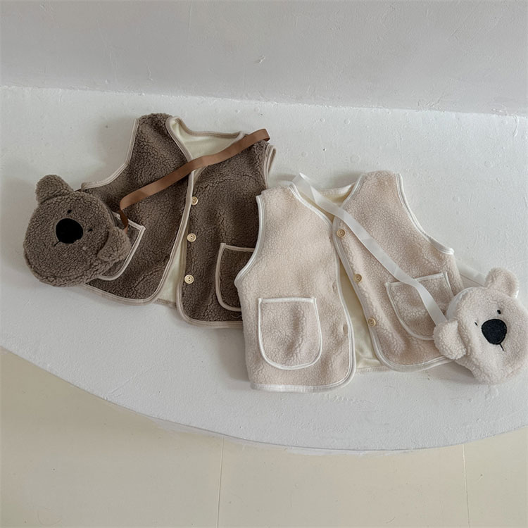 smilecoco楽天市場店のキッズ ベスト 80 90 100 110 120 女の子 男の子 可愛い 防寒着 冬服 子供服 スクールベスト トップス プレゼント ギフト ベビー 通学 小学生 カジュアル ガールズ アウターウェア 上着 普段着 お出かけ ジュニア パイルベスト バッグ｜アングル2