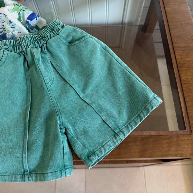 子供服 男の子 夏用 デニム ショートパンツ 薄手 ハーフパンツ 中小学生 コットン プリント 緑