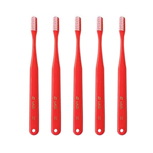 レッド/M (ミディアム)/t24-m-red-10・Color:レッドFlavorName:M (ミディアム)・パッケージ個数:1・硬さ：M (ミディアム)・カラー：レッド・入り数：10本・M：歯肉が健康、ネバネバしたプラークがある方商品紹介 理想のプラークコントロールを追求、タフト24。 口腔ケアにおいて大切なのは、口腔内を傷つけることなくプラークを除去すること。 タフト24は、狙ったプラークをしっかり掻き出すコシと、歯や歯肉を傷つけない毛先の加工。 そして、患者さんの口腔内に合わせて選べるよう6種類のかたさを用意しています。 特長1歯と歯ぐきにやさしい 他社製の歯科専用の歯ブラシとの違いは、“先端”を比べれば一目瞭然。 歯や歯ぐきを傷つけず、且つしっかり汚れを落とせるよう、1本1本の毛先がなめらかにカットされています。 特長2：プラークをしっかり掻き出すコシ 歯の汚れをきちんと落とすためには、歯ブラシの毛先がしなって元に戻る力（＝コシ）が必要。 その力は水分を含むことでだんだん弱くなりますが、タフト24は別です。 水はけのよい特別なPBT素材を使っているので、一般の歯ブラシより強いコシをキープできます 特長3：刷掃効果を高める毛の密度 一般的な3列ブラシと比べ、たくさんの毛を植毛。歯をしっかりとらえて包み込み、しなやかに動くので汚れを効果的に落とせます。 また毛先の高さがフラットなので、毛先を均一に歯に当てることができます。 特長4：症状で選べる、6種類の硬さ 歯ブラシを処方する時代となった今、症状やブラッシング圧に合わせて歯ブラシを選べるのはタフト24の大きな魅力です。 〜こんな人・こんなときに〜 一人ひとりの患者さんに合わせた提案を 歯ぐきの腫れやプラークの性状、つき具合などの口腔内の状況とブラッシング圧によって、その人に合った歯ブラシのかたさは異なります。 その人の「いま」にベストなものを提案しましょう。 ESS：重度知覚過敏、抜歯や手術などで歯肉がデリケート、歯肉が健康な方に SS ：動的治療中、歯根露出、歯肉が健康な方 S：　歯肉が健康、ブラッシング圧が強い方 MS： 歯肉が健康、かための歯ブラシが好きな方 M：　歯肉が健康、ネバネバしたプラークがある方　（※） MH： 歯肉が健康、頑固なプラークがある方　（※） ※ブラッシング圧がコントロールできているか要確認 安全警告 この歯ブラシは、子供の口に入らないように注意してください。また、この歯ブラシは手動で使用するため、電気的な注意事項はありません。