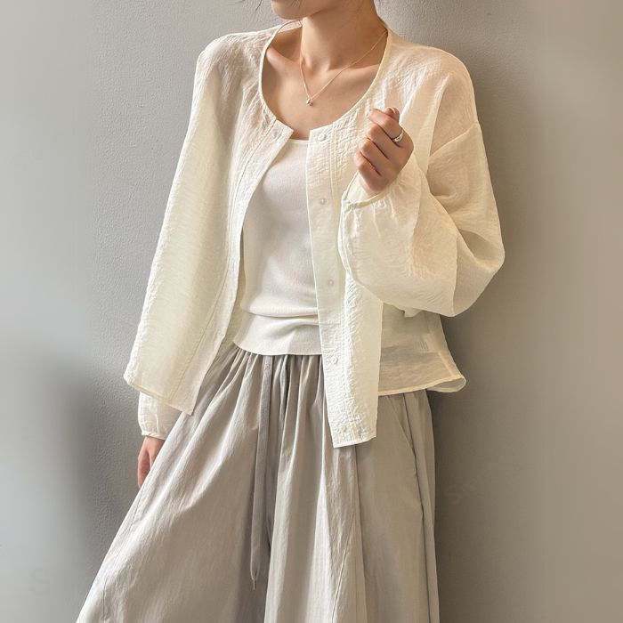Rakuten - カーディガン レディース アウター ショート丈 シアー 透け感 長袖 ゆったり 春 夏 トップス UVカット ひんやり 接触冷感 羽織り シースルー 通気性 日焼け止め UV対策 おしゃれ オフィス シンプル カジュアル 楽ちん 涼しい ブルゾン ジャケット プレゼント 贈り物