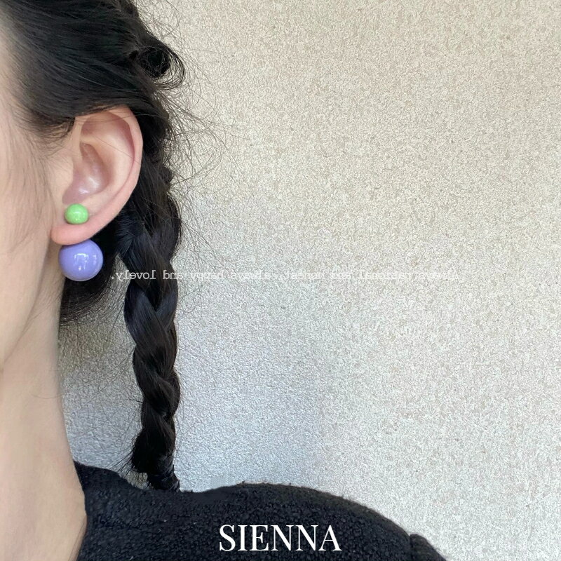 Rakuten - ラウンド ピアス レディース シンプル 上品 きれいめ 大人 女性 高見え 華奢 小ぶり 軽量 揺れる デザイン デイリー 普段使い 通勤 オフィス OL デート お出かけ カジュアル フォーマル 結婚式 パーティー 入学式 卒業式 20代 30代 40代 50代