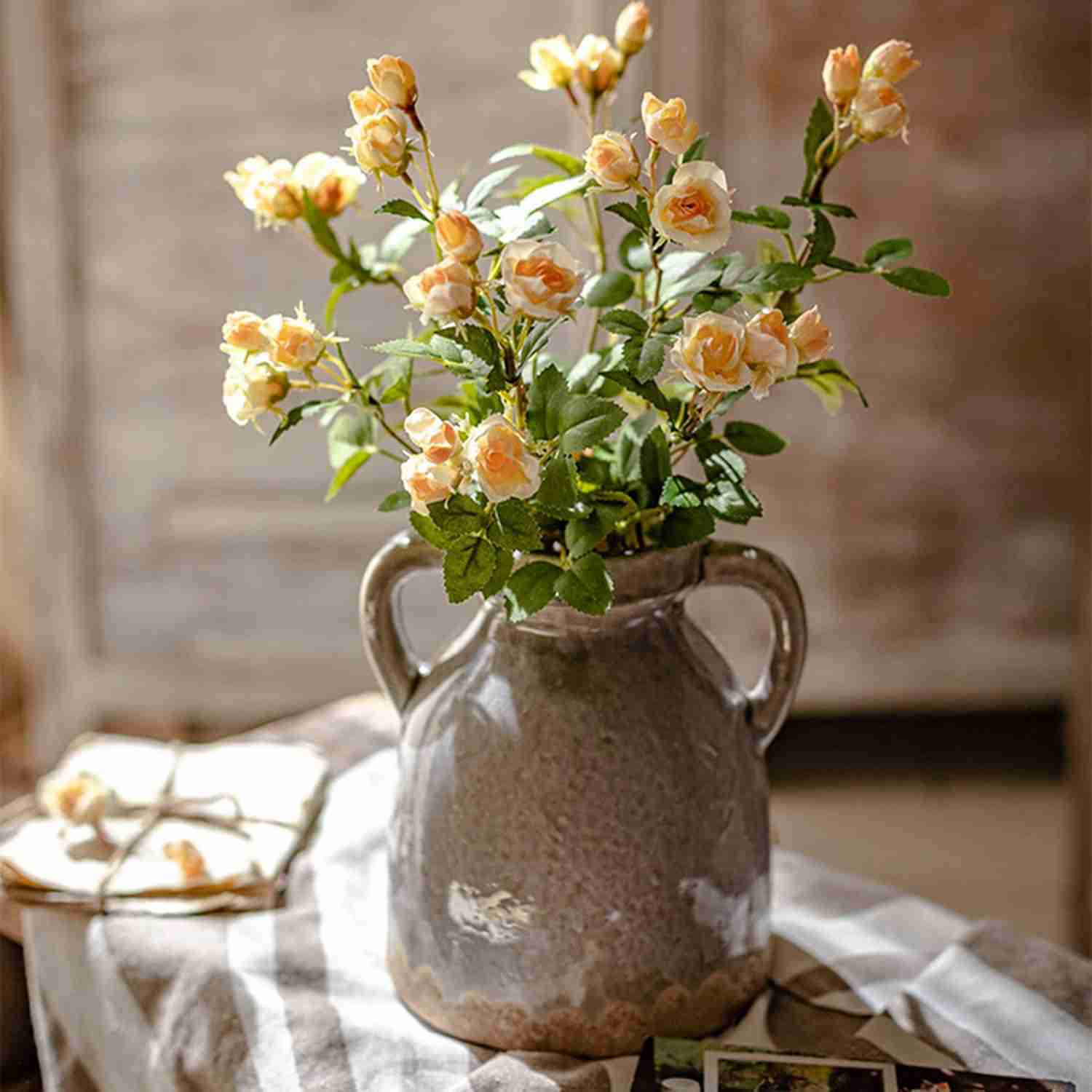 造花 北欧風 花器付き 枯れない花 人工観葉植物 鉢植え シャンパン 花束 ブーケ シルクフラワー 装飾 本物そっくり インテリア 撮影用小物 飾り物 プレゼント 結婚式 母の日 敬老の日 お見舞い