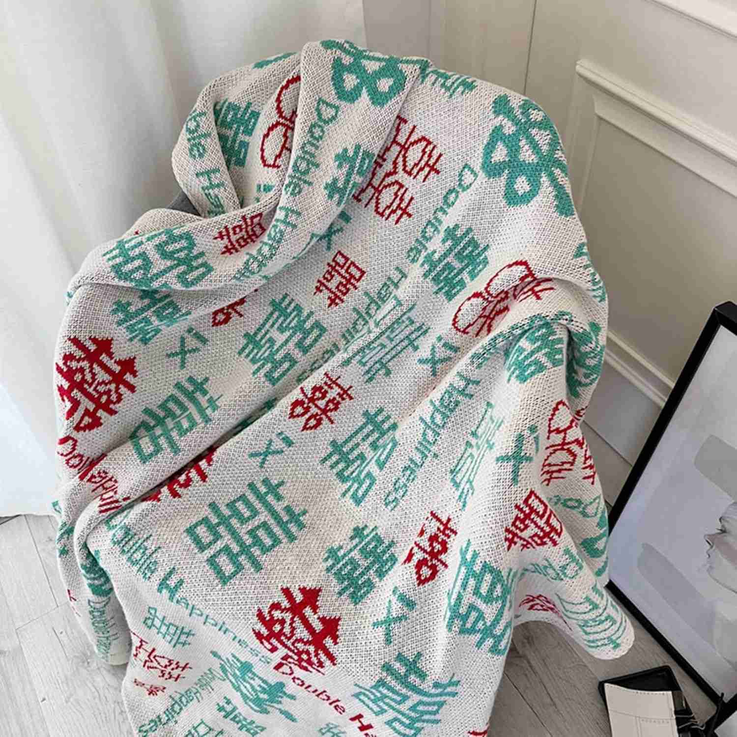 毛布 ブランケット おしゃれ ひざ掛け 掛け毛布 北欧 シングル 小さめ 肩掛け ニットブランケット 防寒..