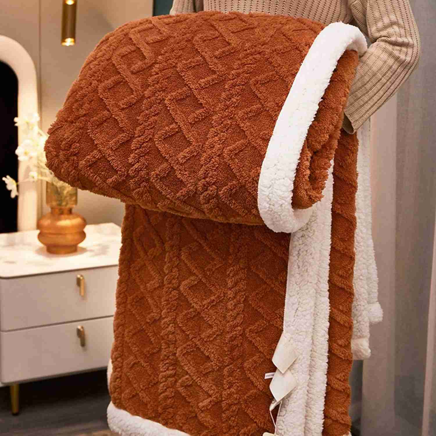 毛布 ブランケット 秋冬用 ひざ掛け 北欧風 暖かい ふわふわ 肌触り おしゃれ もこもこ 二枚合わせ 静電気防止 四季適用 抗菌防臭 吸湿発熱 防ダニ加工 洗える オレンジ 150x200cm