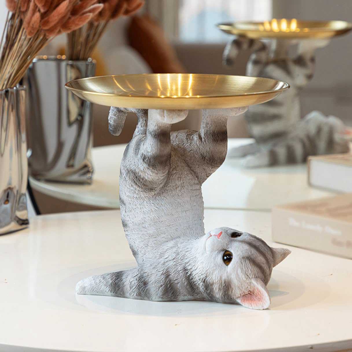 置物 ねこ タイプ1 トレイ 卓上収納 玄関収納 鍵置き 腕時計 F サングラス 化粧品 ジュエリー 収納トレイ 置物 ネコ 樹脂製 彫刻装飾 猫像 クラフトジ...