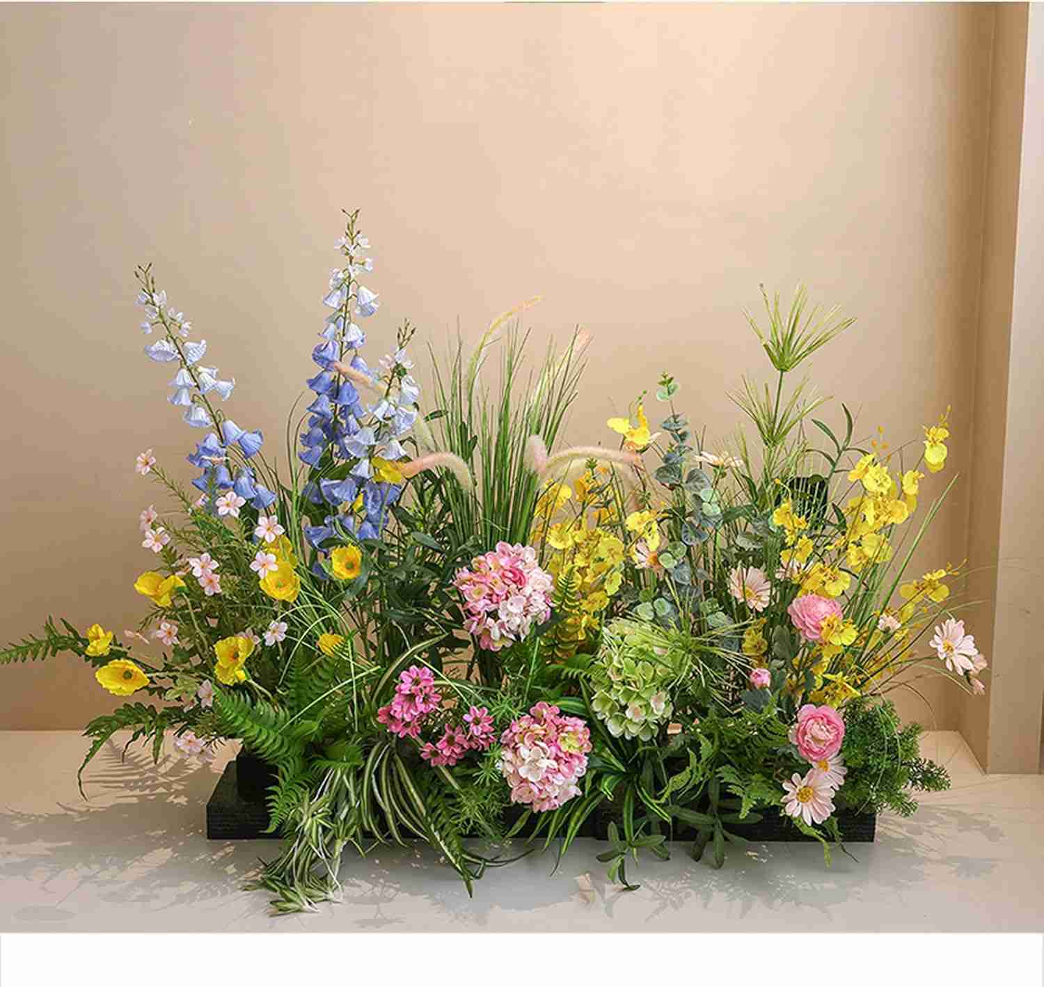 造花 シルクフラワー F 屋外 人工観葉植物 本物そっくり リアルな外観 造花 美しい色 カラー9 オフィス ショッピングモール 店舗装飾 庭 ルーム DIY造園 現代的装飾 自然の雰囲気 低木 家庭