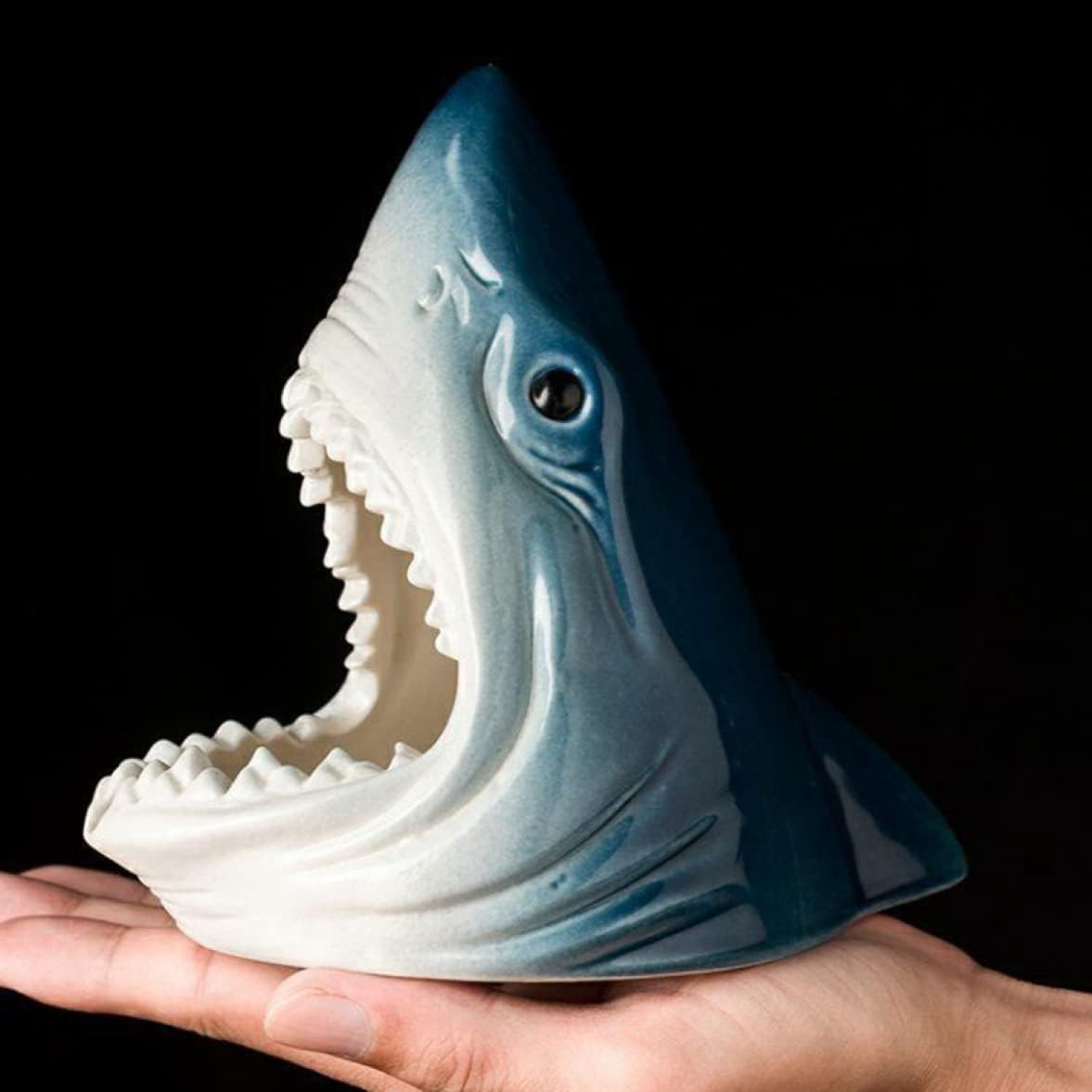 セラミック灰皿 シャークの置物 シャークの像 タバコ 魚 喫煙灰皿 キャット 可愛い 動物の装飾品 手のひらサイズ クリエイティブ灰皿 海洋生物 F 洗いやすい タイプ2 スモーク用品 収納カゴ 収納