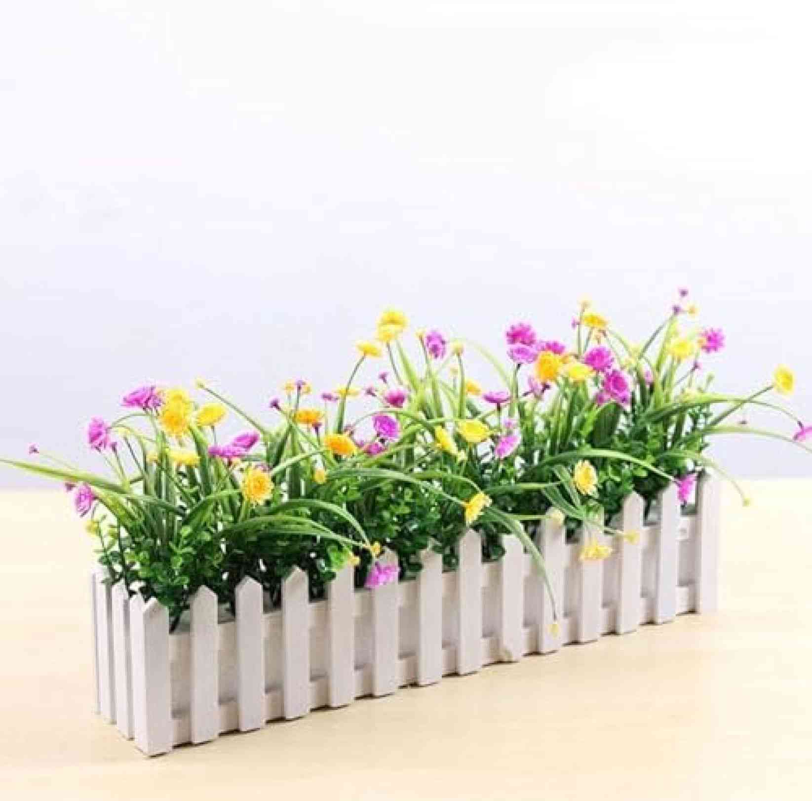 鉢植え 木柵 造花セット 枯れない花 本物そっくり 水やり不要 光触媒 長持ち 北欧 田園風 インテリア 喫茶店 お祝い 部屋飾り 美術館 造花芸術 撮影用小物 開店祝い 人工観葉植物 絹花