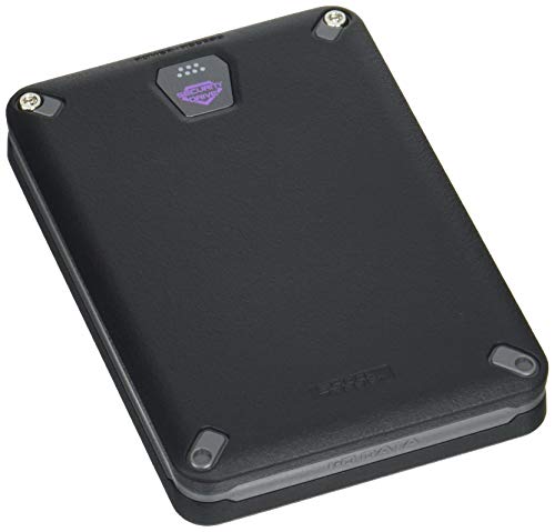 ブラック/1TB/HDPD-SUTB1・Size:1TB・パッケージ個数:1・耐衝撃ポータブルHDD 1TB・ハードウェアAES256bit自動暗号化機能・1年本商品は、ハードウェアによるAES256bitの自動暗号化機能を搭載したセキュリティポータブルハードディスクです。ハードディスクに書き込まれるデータ全てが自動で暗号化されるので、たとえ解体してもデータを読み取られる心配はありません。 本商品に保存するデータは、すべて自動で暗号化されるため、暗号化し忘れる心配なく、簡単に情報漏えい対策ができます。また、本商品に保存したデータにアクセスするためには、パスワードによる認証が必要となります。 ポータブルハードディスクを持ち運ぶときには、うっかり落下するリスクが伴います。 ハードディスクのような精密機器は、落下の衝撃によってデータが読み取りできなくなる可能性があるため、万が一に備えて、本商品のような耐衝撃モデルを選ぶのがおすすめです。 本商品はWindows 8などの通常のWindowsパソコン向けOSはもちろん、Windows Server 2012を含むサーバー用OSにも対応。ハードウェア暗号化やパスワードロックを、ビジネスユースに多いサーバーOSでもお使いいただけます。 パスワード入力画面の自動起動はWindowsのみ対応。