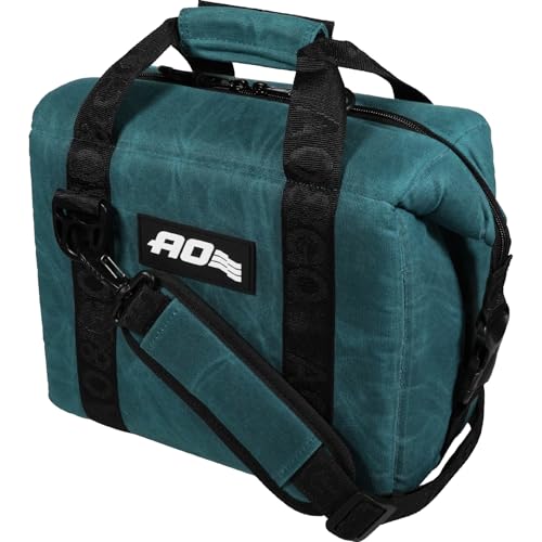 9パックネイビー/8.5L/AOW9NB・Color:ネイビーStyle:9パック・アウターに撥水仕様のワックスドコットキャンバス生地を採用。・使い込むほどに色と質感が変化していくので、使用するたびに育てるような楽しみ方もあわせ持ったアイテムです。商品の特性上、ワックスのムラや畳み皺が目立つ場合がございますので予めご了承ください。・常識を超える保冷力：厚みのある断熱材だから実現できるハードクーラーにも負けない保冷力は、あなたの常識を超えること間違いないでしょう。・サイズ: 幅30×高さ23×奥行18cm　重量 : 850g　容量 : 8.5L・5年 日本正規品のみ対象アメリカ発、アウトドアユーザーに選ばれる高性能クーラーバッグブランド『AO Coolers(エーオークーラーズ)』。 ●アウター生地に撥水仕様のワックスドコットンキャンバス生地を採用。 ●使い込むほどに色と質感が変化していくので、使用するたびに育てるような楽しみ方もあわせ持ったアイテムです。 商品の特性上、ワックスのムラや畳み皺が目立つ場合がございますので予めご了承ください ●「AOクーラーズ」が選ばれるポイント 1.常識を超える保冷力:厚みのある断熱材だから実現できるハードクーラーにも負けない保冷力は、あなたの常識を超えること間違いないでしょう。 ●参考データ/収納可能目安 キャンバスソフトクーラー 6パック:350ml×6缶+0.9kgの氷 キャンバスソフトクーラー 9パック:350ml缶×9本+1.4kgの氷 キャンバスソフトクーラー 12パック:350ml×12缶+2.2kgの氷 キャンバスソフトクーラー 24パック:350m+AR28l×24缶+6.3kgの氷 キャンバスソフトクーラー36パック:350ml缶×36本+6.3kg キャンバスソフトクーラー 48パック:350ml×48缶+11.3kg ●安心の5年間 インナーには環境問題に対応しリサイクル性にも優れた、人にやさしいTPU樹脂素材を使用。保護力、耐久性にも兼ね備えています。 材質・製造が原因で起きる水漏れが認められた場合において同一商品と交換させていただきます。同一商品の販売が終了している場合は、同等商品と交換させていただきます。 日本国内の店から直接購入された製品で、書及び購入を証明できるレシート等をお持ちの方に限ります。