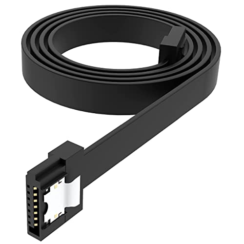 ブラック/50cm/AK-CBSA05-50BK・Size:50cm・パッケージ個数:1・SATA Revision 3.0規格対応・SATA 1.5Gb/s、3Gb/s、6Gb/s対応・ストレートコネクタ・コネクタ形状: ラッチ付7ピン メス⇔ラッチ付7ピン メス・カラー: ブラック薄く短いコネクタと超薄ケーブルで取り回しに効果的です。 狭い場所での配線や、スタックコネクタに最適です。 コネクタが12mmと短く、また非常に薄いです。 厚さ1.2mmの超フラットケーブルで取り回しが簡単です。 ラッチ付でケーブルをしっかり固定できます。 標準的なストレートタイプ。 内部黒塗装ケースに合わせることで落ち着いた雰囲気を演出します。