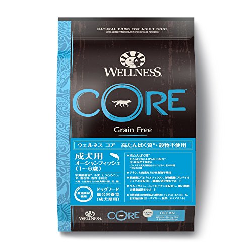 ・ 5.4キログラム (x 1) 88413・・Size:5.4キログラム (x 1)・本体サイズ (幅X奥行X高さ) :36×56×7.6cm・本体重量:5.4kg・原産国:アメリカ合衆国商品紹介 ウェルペット社は、2008年に、90年近い歴史を持つオールドマザーハバード社と、40年以上の歴史を持つイーグルパック社の2つの優良ペットフードカンパニーの統合により誕生しました。そして、The Whole Dog Journalというアメリカで最も信頼されているナチュラルペット製品専門誌において、厳しい基準をクリアし、2001年から17年連続推奨ドッグフードに選ばれています。「ウェルネスコア(穀物不使用・高たんぱく質) 成犬用オーシャンフィッシュ(1-6歳) 白身魚」総合栄養食(成犬期用)は、厳選自然素材を使用したペットフードです。1)白身魚が主原料でたんぱく質を34.0%以上配合した高たんぱく質なドライフード(ウェルネス成犬用骨抜きチキンと比べ、約40%増)。2)動物性たんぱく質源として魚のみを使用。チキン、七面鳥などの家禽類不使用。3)4種類の乳酸菌(プロバイオティクス)、食物繊維(プレバイオティクス)を配合し、健康な消化管をサポート。4)グルコサミン、コンドロイチンを配合し、腰と関節の健康維持をサポート。5)オメガ‐3脂肪酸源を配合し、皮膚・被毛の健康維持をサポート。6)自然派成分の酸化防止剤使用:ミックストコフェロール、右記抽出物(ローズマリー、緑茶、スペアミント)。7)家禽副産物*、小麦、とうもろこし、米、着色料、香料 不使用 *鶏、七面鳥などの家禽類の頭、足、腸 *チキン、七面鳥などの家禽類不使用 原材料・成分 白身魚、ニシンミール、サーモンミール、メンハーデン(魚)ミール、えんどう、じゃがいも、乾燥粗挽きじゃがいも、キャノーラ油(ミックストコフェロールで酸化防止)、えんどう繊維、トマトポマス、フィッシュエキス、粗挽き亜麻仁、ほうれん草、ブロッコリー、にんじん、パセリ、りんご、ブルーベリー、ケール、さつまいも、チコリ根抽出物、ラクトバチルス・プランタルム、エンテロコッカス・フェシウム、ラクトバチルス・カゼイ、ラクトバチルス・アシドフィラス、ユッカ抽出物、グルコサミン、コンドロイチン硫酸、ビタミン類(E、コリン、ナイアシン、ベータカロテン、A、B1、パントテン酸、B6、B2、D3、ビオチン、B12、葉酸、C)、ミネラル類(亜鉛タンパク化合物、硫酸亜鉛、炭酸カルシウム、硫酸第一鉄、鉄タンパク化合物、硫酸銅、銅タンパク化合物、マンガンタンパク化合物、硫酸マンガン、亜セレン酸ナトリウム、ヨウ素酸カルシウム)、アミノ酸類(タウリン)、酸化防止剤(ミックストコフェロール、ローズマリー抽出物、緑茶抽出物、スペアミント抽出物) 乳酸菌 使用方法 給与量は目安ですので、年齢、体重、運動量、環境などに応じて量を調整してください。1日の給与量を1日1~2回に分けて与えてください。新鮮な水をいつでも飲めるようにご用意ください。 ご注意（免責）必ずお読みください 直射日光の当たる場所を避け、乾燥した涼しいところで保存し、開封後は開封口をしっかり閉じ、お早めにご使用ください
