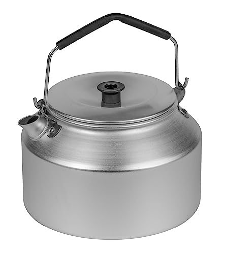 クラシックシルバー/1.4L/327522・パッケージ個数:1・重量:225g・サイズ:径15×H12cm・素材:アルミ製(無垢)商品紹介 アルミのやかんです。トランギア製のコッヘルなどとの組み合わせを考えた独特なデザインです。ケトルのつまみは画像と異なる場合がございますがご了承ください。 Amazonより アウトドアに便利なアルミ製ケトル。材料の選択、製造工程、デザイン、実用性、安全性など、細かいところもすべて含めた高品質を実現しており、ドイツの検査機関TUV(Technischer Uberwaschungsverein)の安全基準をクリアしている。