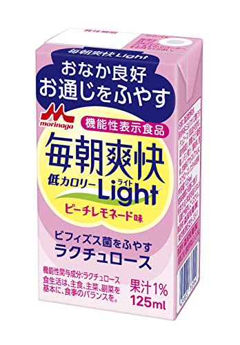 ・ 125ミリリットル (x 24) ・・PatternName:ピーチレモネード・【おなか良好。お通じをふやす】ビフィズス菌をふやすミルクオリゴ糖「ラクチュロース」を配合しています。・【ビフィズス菌をふやす「ラクチュロース」を4000mg配合】ラクチュロースは善玉菌の代表であるビフィズス菌をふやすオリゴ糖の一種です。分解・吸収されずに大腸まで届き、大腸にいるビフィズス菌と出会うことでビフィズス菌の増殖を助けてくれます。・【低カロリー】カロリーは「森永 毎朝爽快」比66%オフ。1本24kcalだから毎日続けやすい。・【常温保存でストックしやすい】常温保存可能だから、ケースでストックできます。賞味期限はメーカー製造日から240日まで。60日程度の商品が発送されることもございますので、ご購入の際は消費できる数量をご確認ください・【機能性表示(届出No.F661)】届出表示:本品にはラクチュロースが含まれます。ラクチュロースには、胃や小腸で分解、吸収されることなくそのまま大腸に届き、腸内環境を良好にする(善玉菌の代表であるビフィズス菌を増やしたり割合を高めたりする)商品紹介 ●「森永 毎朝爽快」シリーズの低カロリータイプ(1本125mlあたり24kcal)。お通じが気になる方にぴったり。 ●機能性表示食品(届出番号F661) 届出表示:本品にはラクチュロースが含まれます。ラクチュロースには、胃や小腸で分解、吸収されることなくそのまま大腸に届き、腸内環境を良好にする(善玉菌の代表であるビフィズス菌を増やしたり割合を高めたりする)機能や、お通じを増やす(排便回数を増やす)機能があることが報告されています。 ●ピーチレモネードの味わい。 ●1日あたりの摂取目安量:1日1本(125ml)を目安にお飲みください。 (1本125mlあたり)エネルギー:24kcal たんぱく質:0g 脂質:0g 炭水化物:8.0g 食塩相当量:0.039g 機能性関与成分:ラクチュロース4.0g 原材料・成分 ミルクオリゴ糖(ラクチュロース)(乳成分を含む、国内製造)、果糖ぶどう糖液糖、レモン果汁/酸味料、香料、甘味料(アセスルファムK、スクラロース)、カラメル色素