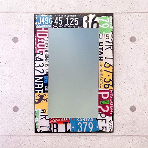 Number Plate (スクエア)/長さ60 x 幅40 cm/15S1018M・Color:Number Plate (スクエア)・パッケージ個数:1・サイズ:W40×D0.5×H60cm・材質:ミラー・生産国:中国・電池/バッテリーが必要な商品ですかいいえ・組み立てる必要がありますかいいえサイズ:W40×D0.5×H60cm 材質:ミラー 生産国:中国 背面に壁に取り付けフック付き。 ミラーとしては勿論、アートフレームとしても使えるアイテム。 飾るだけでお部屋の印象が変わるインパクトのあるアイテム。