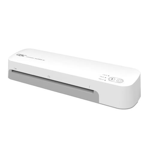 ウォームアップ90秒ホワイト/A4対応/GLMA420NN-W・Size:A4対応Style:ウォームアップ90秒・パッケージ個数:1・省スペースで高性能A4サイズのコンパクトラミネーター・ウォームアップ時間は90秒・取り外しが可能なサポートトレイなのでコンパクトに収納が可能手軽さとコンパクトさを兼ね備えたA4サイズのコンパクトラミネーター