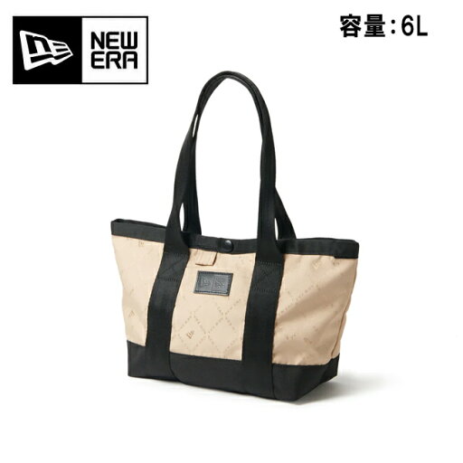 【エントリーでP10倍★9日20:00〜16日01:59】NEWERA ニューエラ トートバッグ ミニ 6L サンドジャカード 14392103 【 カバン アウトドア 肩掛け ユニセックス ゴルフ サブバッグ スポーツ ジムバッグ 】 【エントリーでP10倍★9日20:00〜16日01:59】NEWERA ニューエラ トートバッグ ミニ 6L サンドジャカード 14392103 【 カバン アウトドア 肩掛け ユニセックス ゴルフ サブバッグ スポーツ ジムバッグ 】