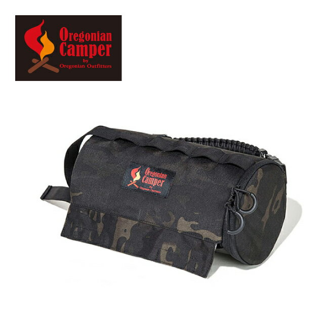 メーカー希望小売価格はメーカーカタログに基づいて掲載していますSpec ブランド名 Oregonian Camper オレゴニアンキャンパー 商品名 キッチンペーパーホルダー メーカー型番 OCB2027 サイズ 直径13.5×幅27cm※メーカーサイズ参照 カラー Black Camo 詳細 &nbsp; 一般的なキッチンペーパーを収納できる、キッチンペーパーホルダーです。独自のセンターポール構造により、巻量が少なくなってもペーパーを引き出せます。また、縦横両方向でお使いいただけます。キャンプだけではもったいない、普段使いできる便利なアイテムです。【素材】100％600D POLYESTER(ポリエステル) ------------------------------------------------------------ ※モニタやPC環境等により実物と多少色合いが異なって見える場合もございます。 ※外箱がある商品につきましては生産、運搬の過程上、商品の箱(外箱)に多少の汚れや、破れ等が生じる場合がございます。 予めご了承の上お買い求め頂きます様、よろしくお願いいたします。 ※パターン生地を使用している商品によってはパターン位置に個体差がございます。予めご了承下さい。 ※一部商品画像にメーカー提供画像を使用している商品もございますので、仕様が予告なく変更される場合がございます。 ※複数のショッピングモールで同時販売しておりますので、在庫切れになってしまう場合がございます。 厳重に注意し在庫システムで管理を行っておりますが、お買い上げいただいた商品が品切れになってしまう場合がございます。 また、人気商品に関しましても複数のお客様が一度に購入を行い、在庫の反映が間に合わずご購入できてしまう場合がございます。 その際はお客様には必ずご連絡をさせていただきますが、万が一入荷予定がない場合はキャンセルさせていただく場合がございます。 大変申し訳ございませんがあらかじめご了承ください。 ※メール便発送対象商品に関しましては、メール便規定料金にてお送りします。 ※ガス缶などをご使用いただく商品の場合、同メーカーのものをご使用いただくことを推奨しております。 製品不良などが起こった場合、保証対象外となる場合がございます。 ------------------------------------------------------------