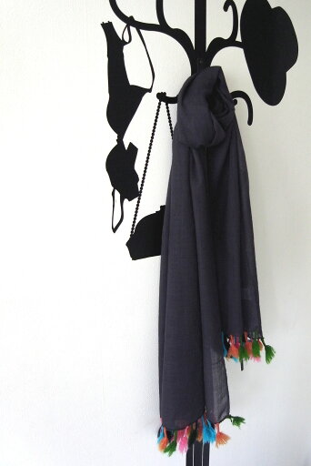 【在庫限り】 ストール 75cm×195cm ポンポン カディ ウール フリンジ 手織り 手紡ぎ糸 手作り 肌触り 柔らかい 暖かい 軽い 母の日 プレゼント おしゃれ シンプル ブラック MZ STLW-903 【在庫限り】 ストール 75cm×195cm ポンポン カディ ウール フリンジ 手織り 手紡ぎ糸 手作り 肌触り 柔らかい 暖かい 軽い 母の日 プレゼント おしゃれ シンプル ブラック MZ STLW-903