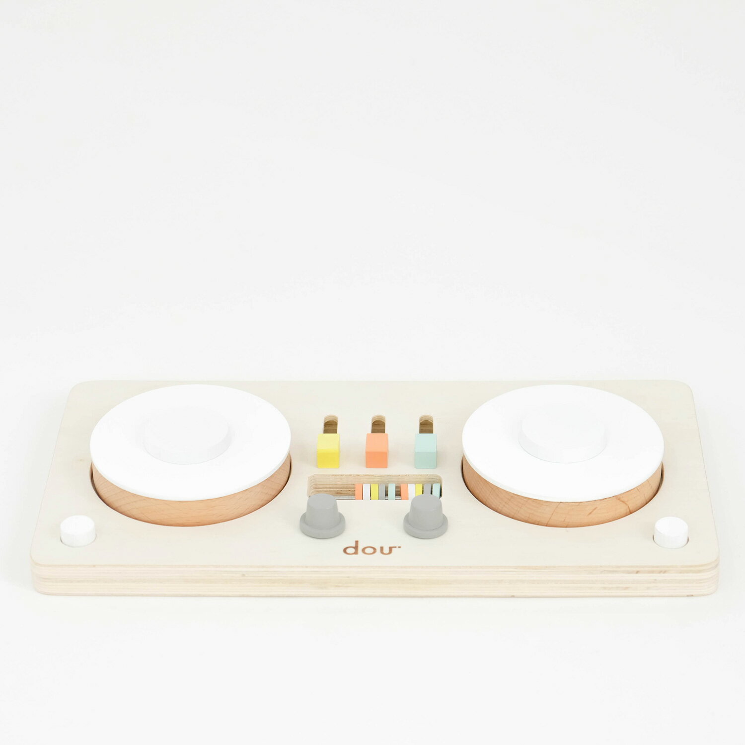 【最大1000円OFFクーポン発行中 12/2 11:59まで！】 dou? ドウ 木のおもちゃ 知育玩具 リトルDJ ターンテーブル 楽器 音の出るおもちゃ 男の子 女の子 1歳 2歳 3歳 木製 ベビー 赤ちゃん little DJ 003 3