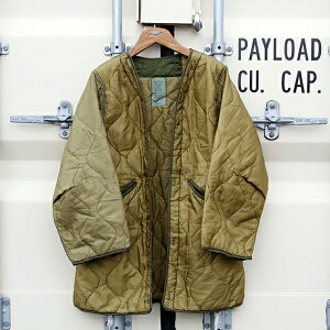 「80s DEADSTOCK U.S.ARMY LINER for NIGHT PARKA」LARGE OLIVE VINTAGE82年納品 デッドストック ナイト デザート カモ パーカー用 ライナー オリーブ アメリカ軍 実物 新品 メンズ